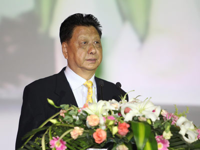 王忠禹：綜合利用各種手段保障綠色經濟發展